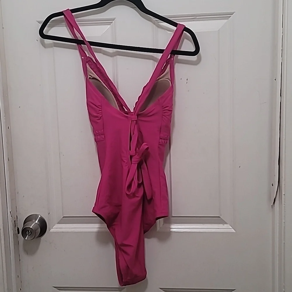 KONA SOL WOMEN'S PINK SWINSUIT ONE‎ PIECE TIED ON THE BACK SIZE MEDIUM
